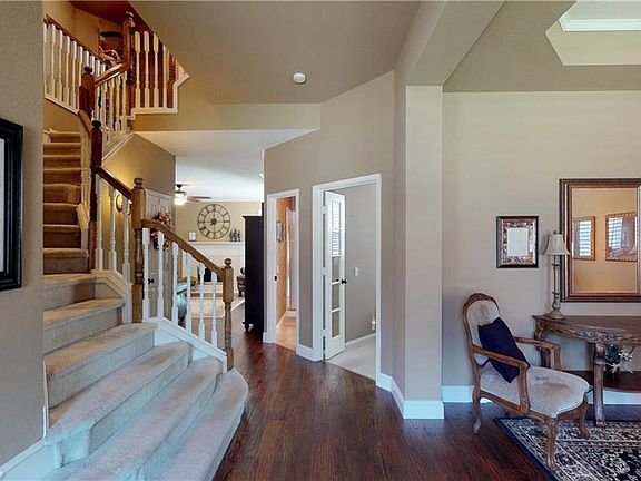 2nd image of 3105 Grenada Dr
