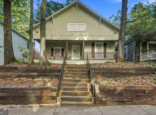 1059 Hampton St NW, Atlanta, GA 30318