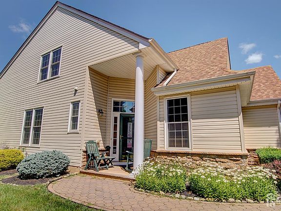 4th image of 19 Republic Row