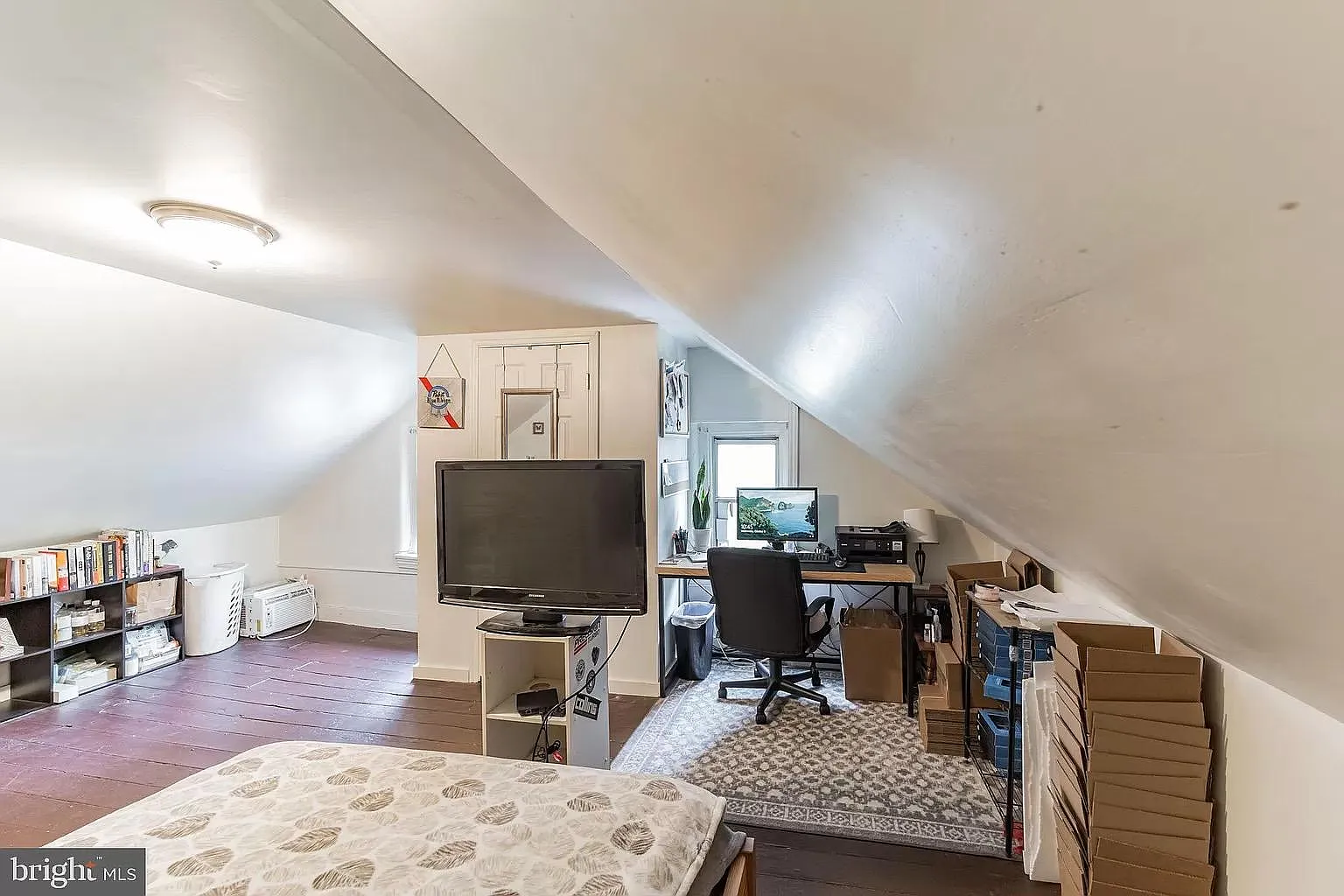 2 bed, 1150 sqft, $1,950 — Photo 3