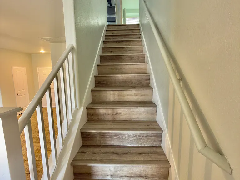 455 Gina Dr — Photo 23