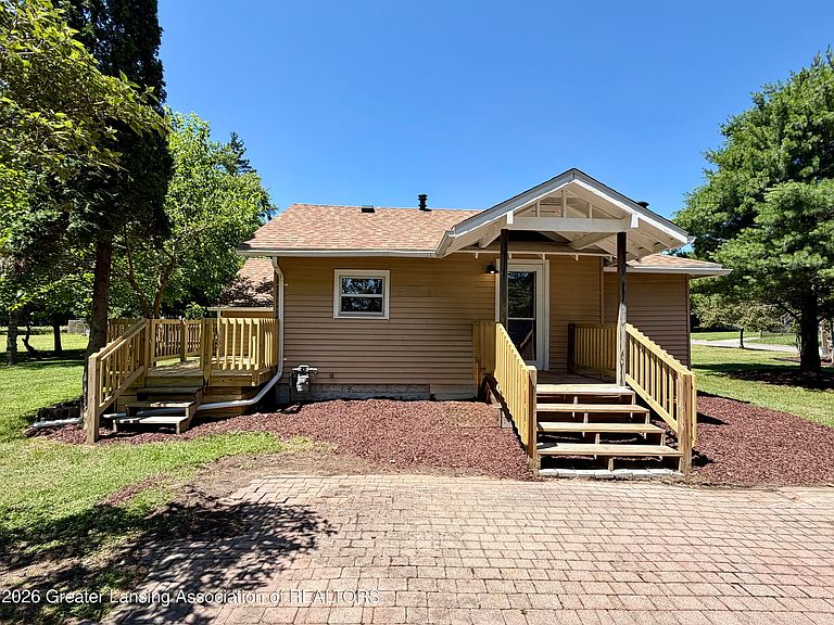 Listing photo 5