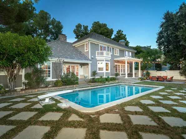 5234 Briggs Ave, La Crescenta, CA 91214