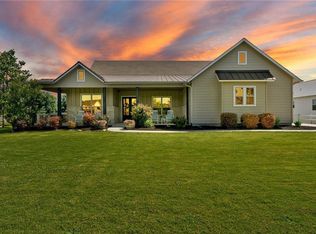 1735 Trebled Waters Trl, Driftwood, TX 78619