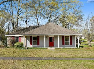 3595 Cedar Rd, Zachary, LA 70791