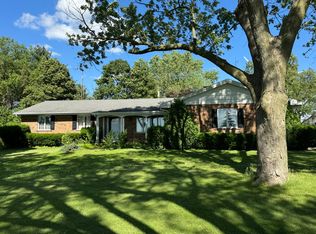 3222 N 250 East Rd, Clifton, IL 60927