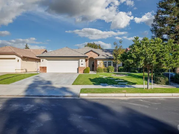 2920 Tea Rose St, Bakersfield, CA 93311