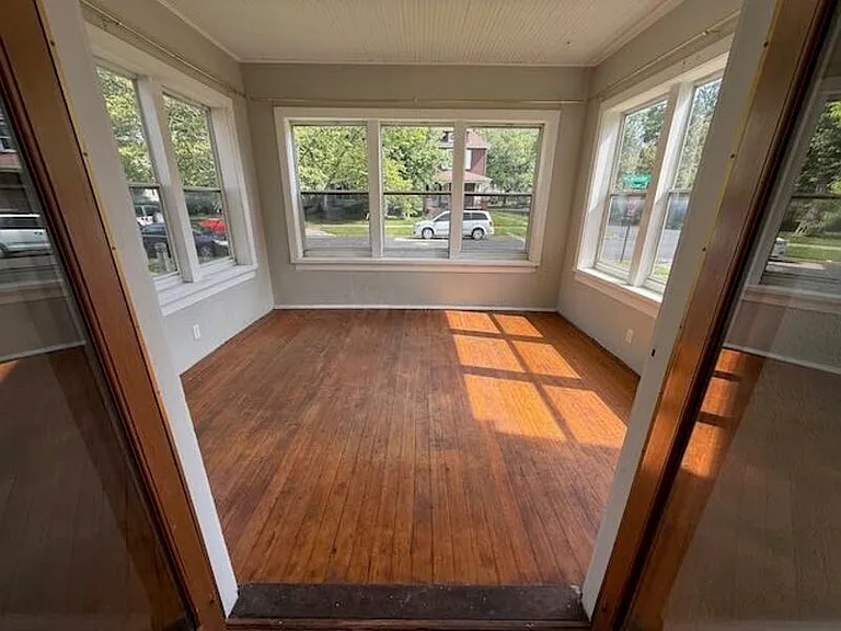 415 N Cooper St — Photo 6