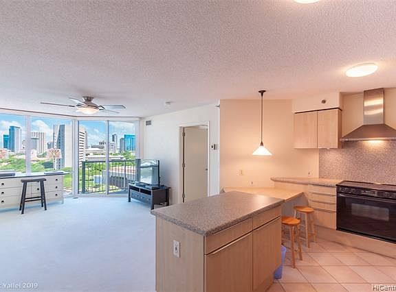 2nd image of 801 King St APT 1505