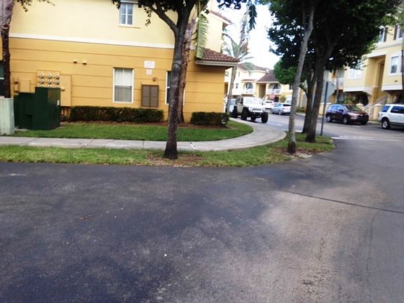 4th image of 8866 W Flagler St APT 204