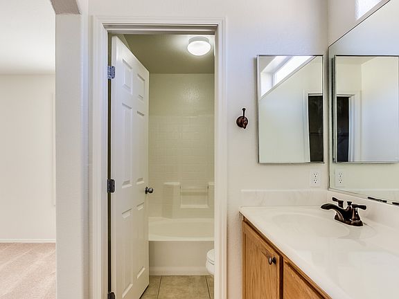 5th image of 11902 Camden Brook St