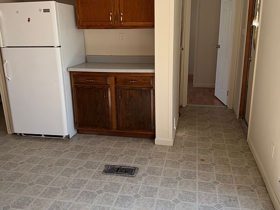 5th image of 3911 Halfpap Ln