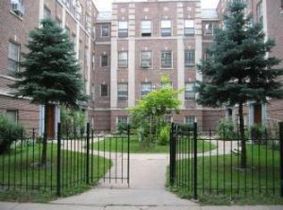 1435 W Albion Ave APT 3, Chicago, IL 60626