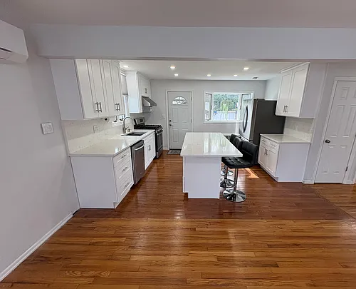 37 Bainbridge Ave Photo 1