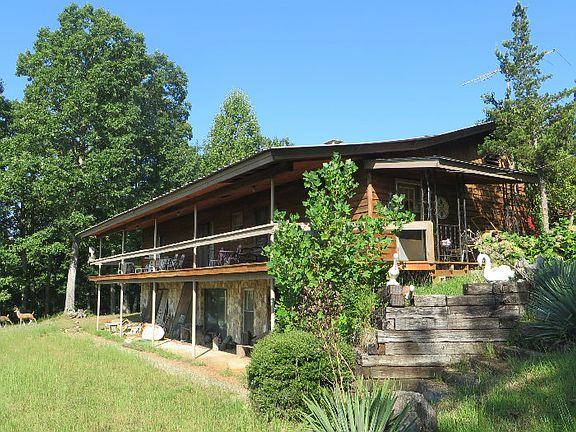 2nd image of 223 Shamrock Ln