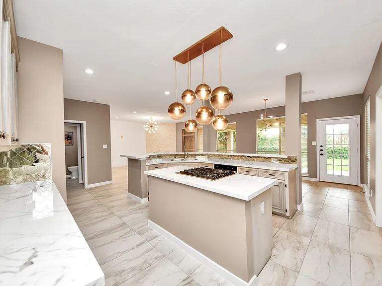 3210 Shadowwalk Dr — Photo 8