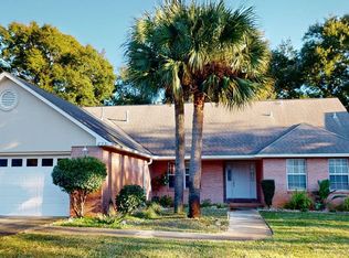 855 Mande Ct, Shalimar, FL 32579