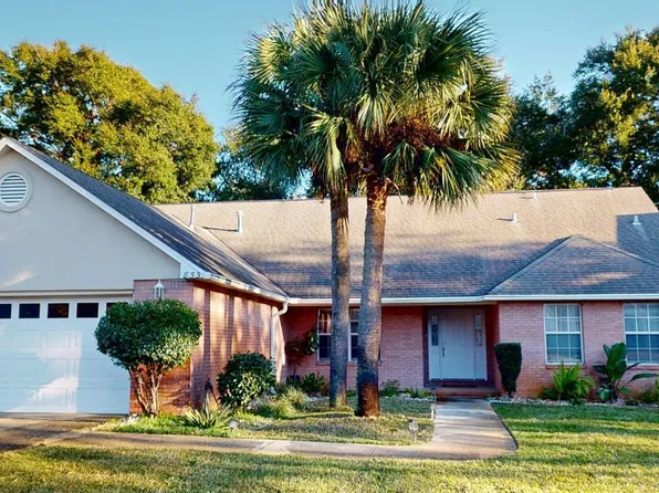 855 Mande Ct, Shalimar, FL 32579