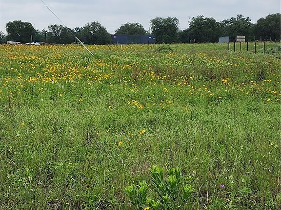 3rd image of 3921 County Road 334