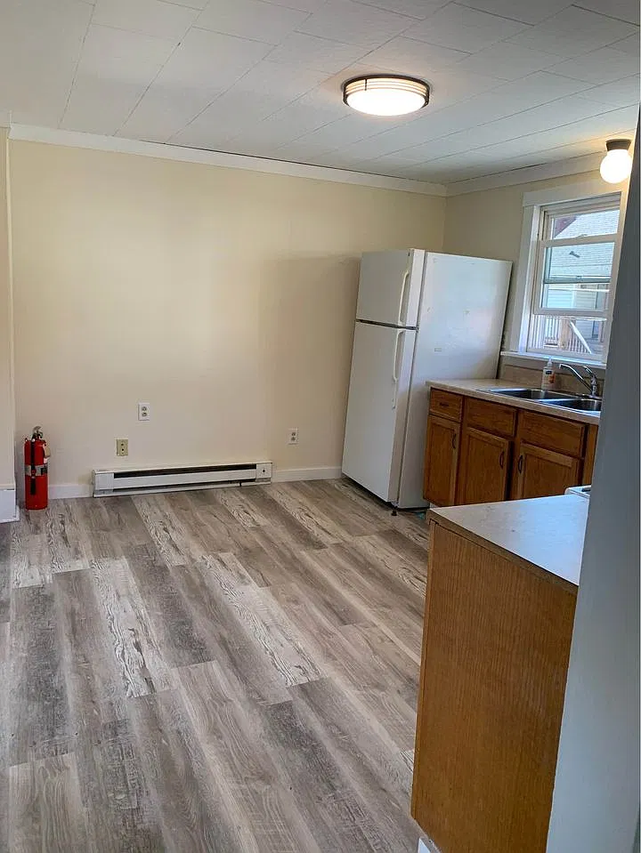 2 bed, 480 sqft, $800 — Photo 4