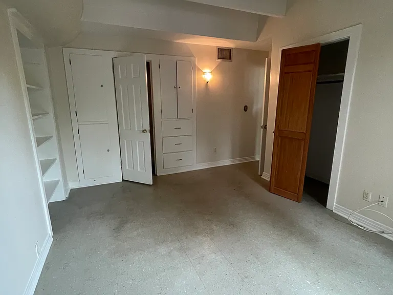 253 N Jackson St #5 — Photo 10