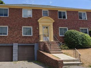 14 Bishop Rd APT 2, Quincy, MA 02170