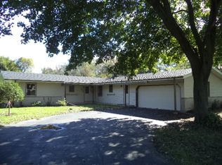 7814 Bel Mar Dr, Belvidere, IL 61008
