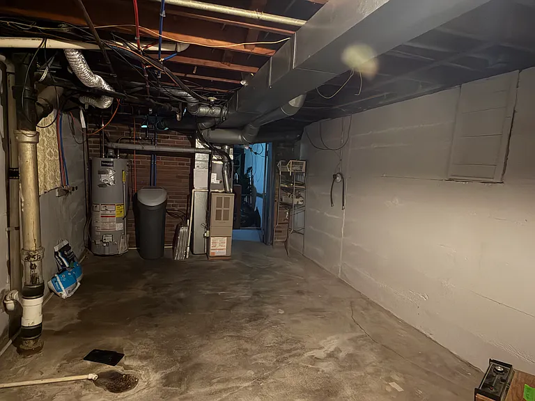321 W Seitz St — Photo 12