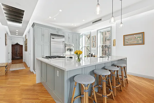 Sold by Corcoran | media 14