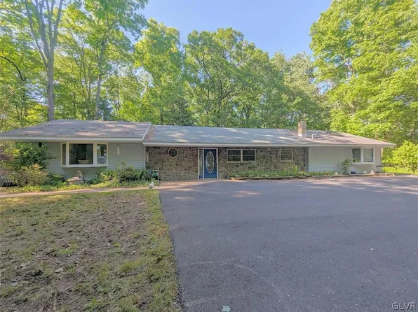 2461 Mountain Rd, Stroudsburg, PA 18360