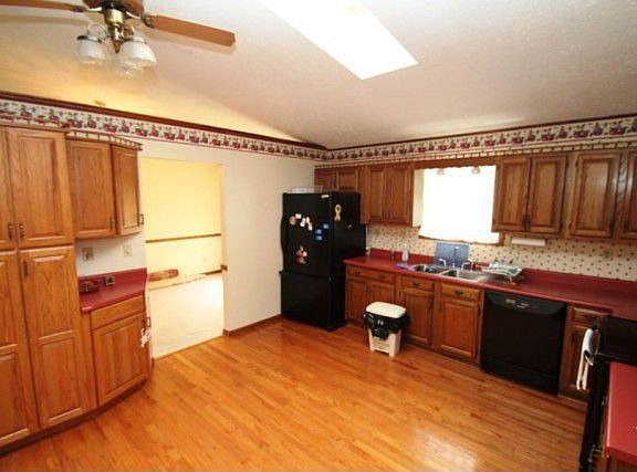 4th image of 103 Meadow Ln
