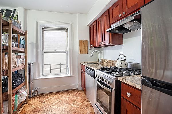 1st image of 657 Saint Marks Ave APT 4R