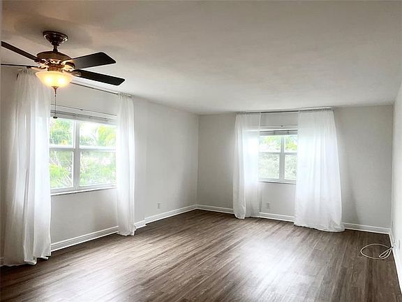 3rd image of 619 Orton Ave APT 305
