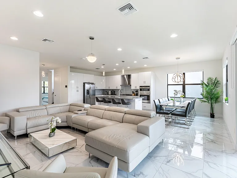 7197 Montereal Path — Photo 16