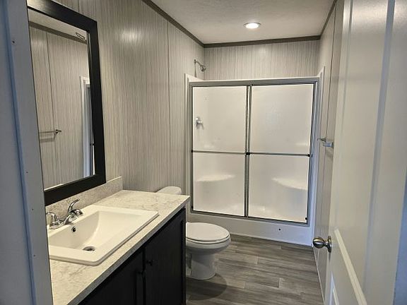 4th image of 137 Skyline Dr #226