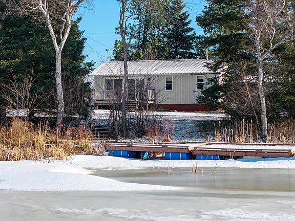 2nd image of 129 Rainbow Dr