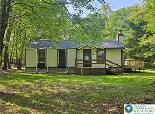 12 Larch Ln, Albrightsville, PA 18210