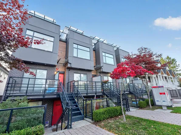 5043 Chambers St, Vancouver, BC V5R 3L8