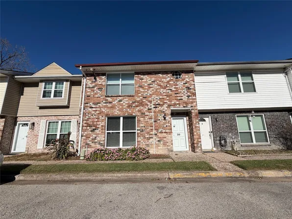 1831 Sherwood Forest St APT 20, Houston, TX 77043