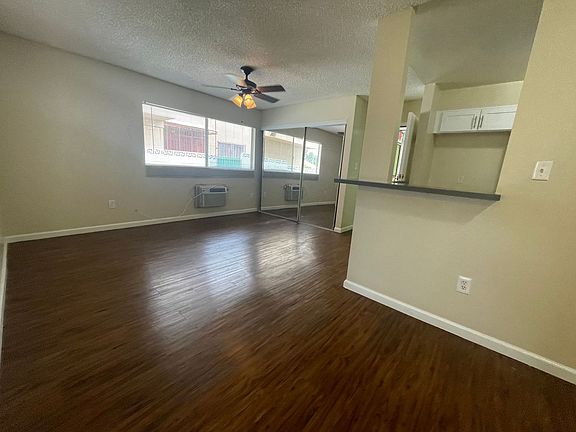 3rd image of 2682 Sichel St APT 1