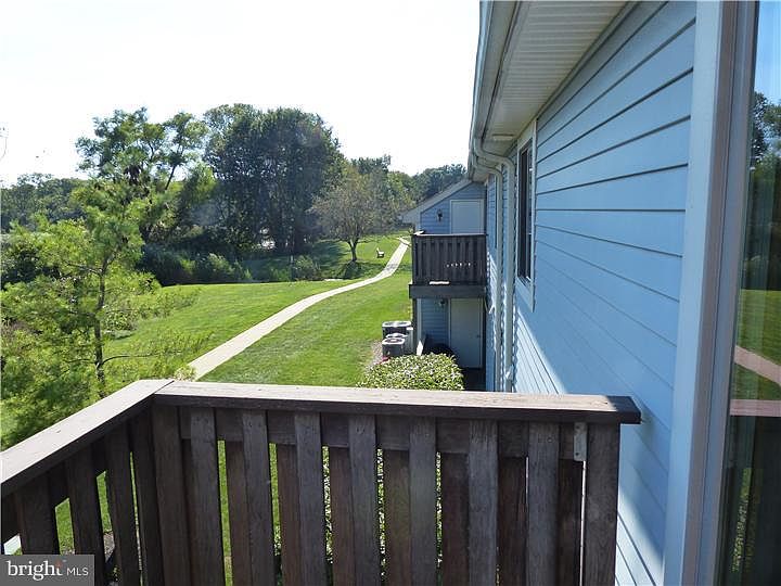 1st image of 808 Aspen Dr