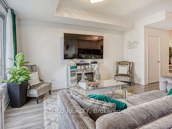 5th image of 1555 Kingston Rd #218