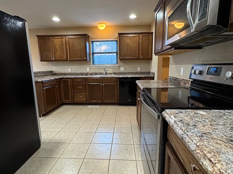 1726 Denim Ln — Photo 23