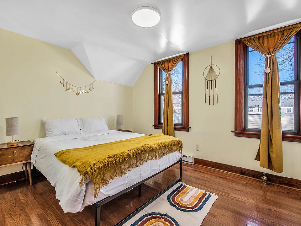 Bedroom 3 (Furnished in photo) - Won't come furnished