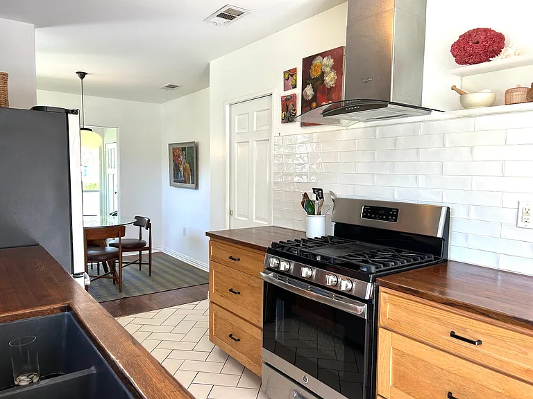 1814 Garfield St — Photo 12