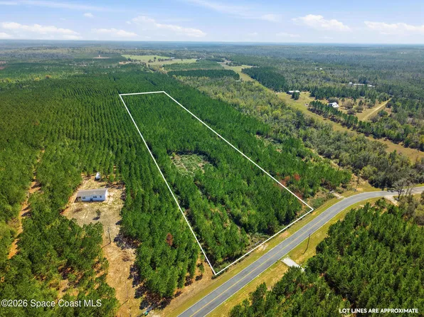 23287 NW Church Rd, Altha, FL 32421