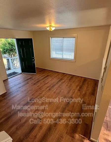 1927 NW Highland Dr — Photo 5