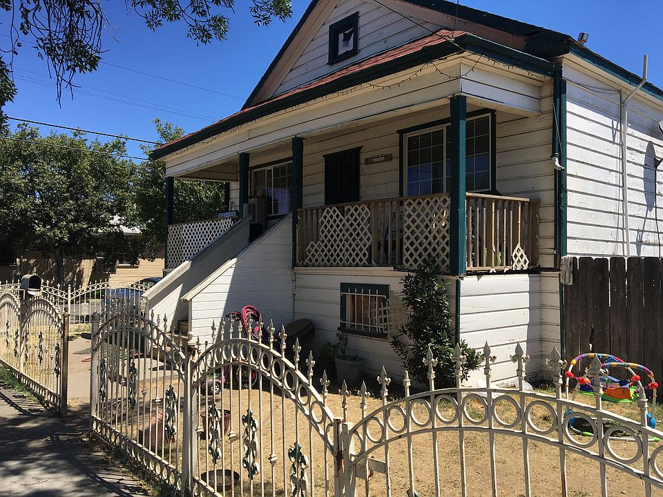 1st image of 2200 S California St