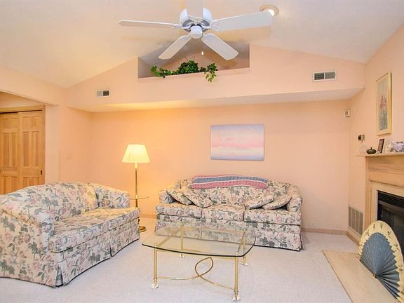 5th image of 2058 Bent Trail Ct