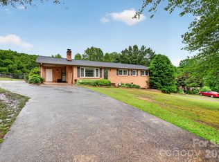 1172 Rainbow Cir, Ridgeway, SC 29704